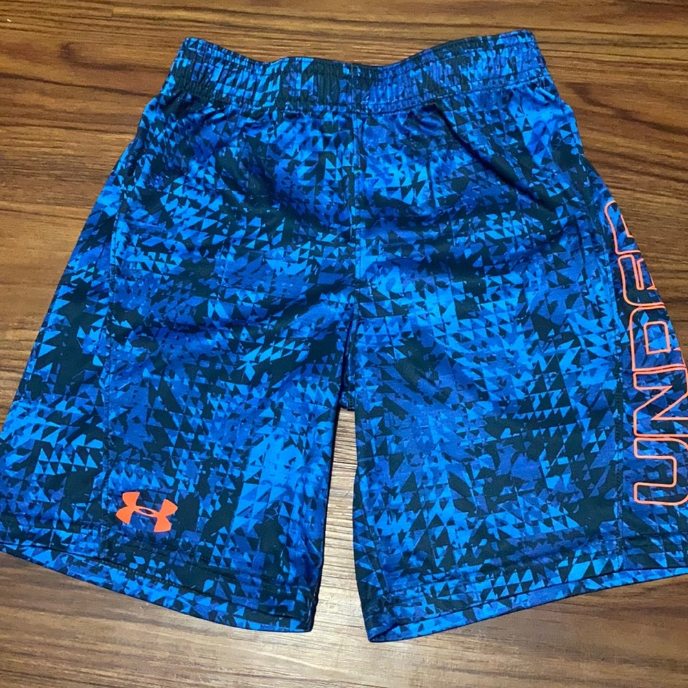 Boys under armour running shorts